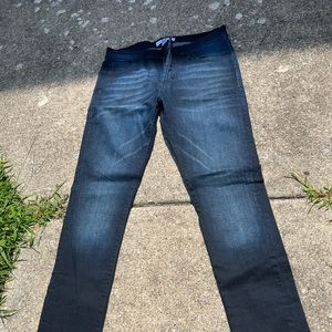 Blue skinny jeans